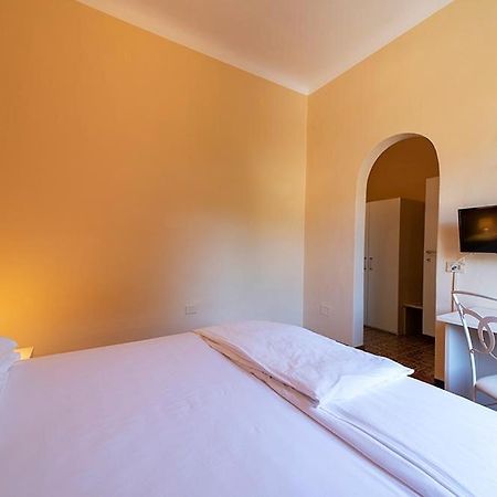 Hotel Casa Lupi Марчиана-Марина Экстерьер фото