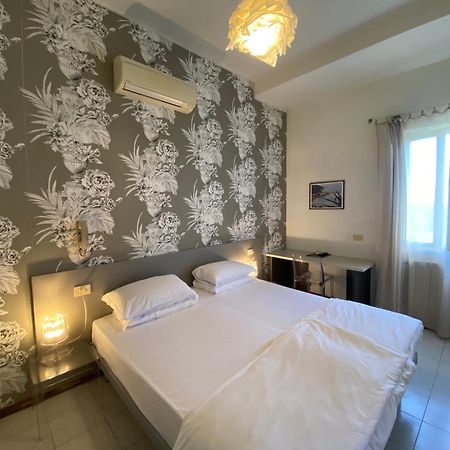 Hotel Casa Lupi Марчиана-Марина Экстерьер фото