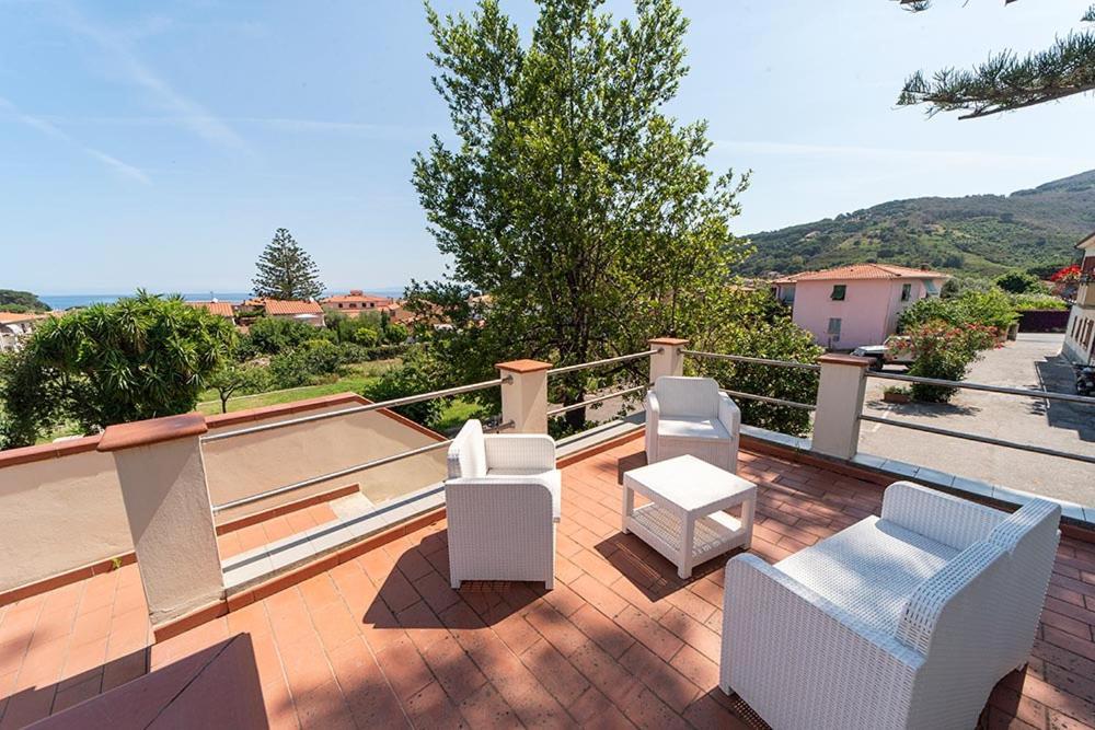 Hotel Casa Lupi Марчиана-Марина Экстерьер фото