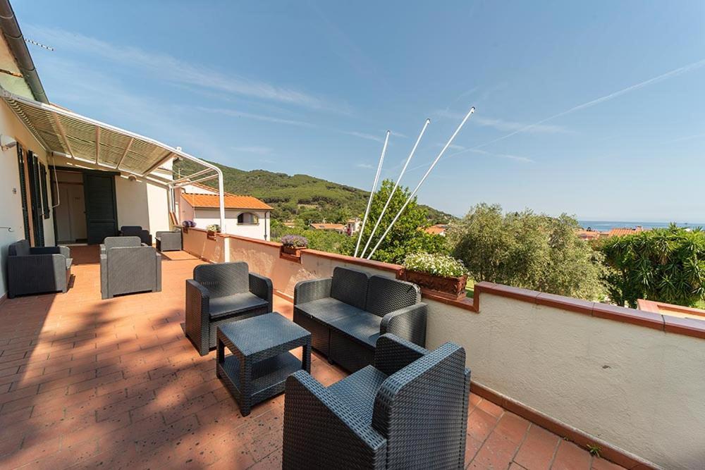 Hotel Casa Lupi Марчиана-Марина Экстерьер фото