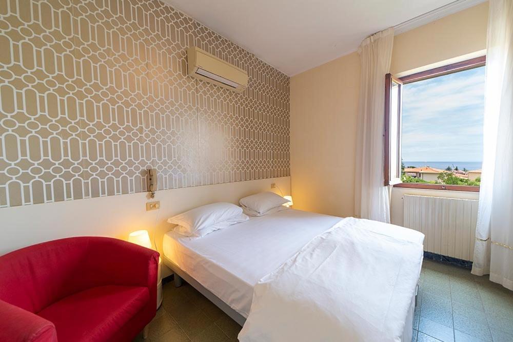 Hotel Casa Lupi Марчиана-Марина Экстерьер фото