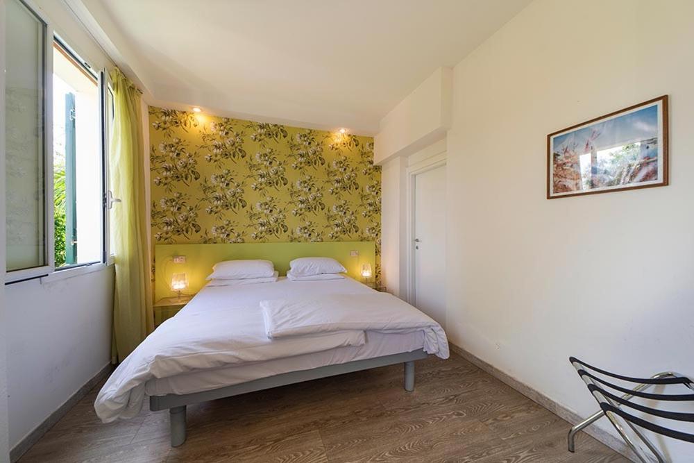 Hotel Casa Lupi Марчиана-Марина Экстерьер фото