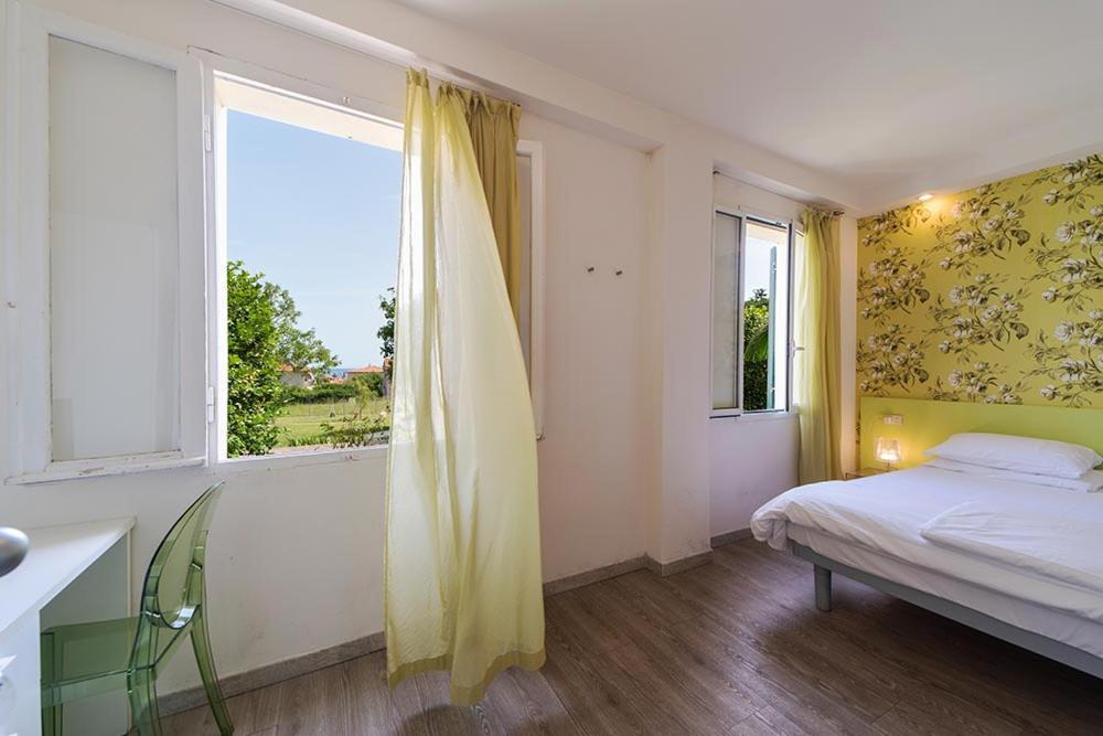Hotel Casa Lupi Марчиана-Марина Экстерьер фото