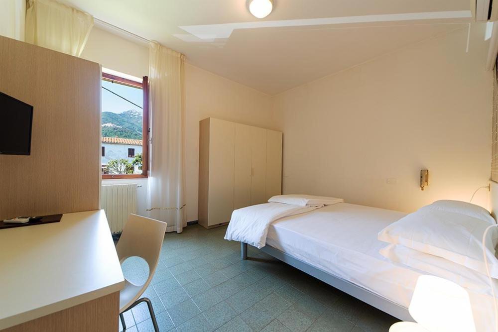 Hotel Casa Lupi Марчиана-Марина Экстерьер фото