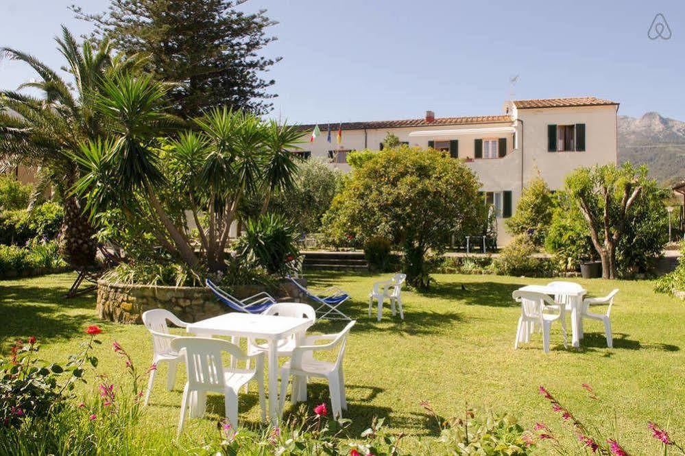Hotel Casa Lupi Марчиана-Марина Экстерьер фото